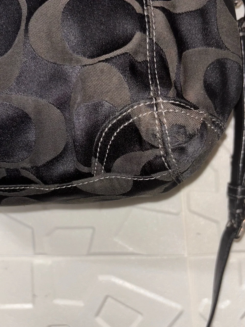 Coach shoulder bag